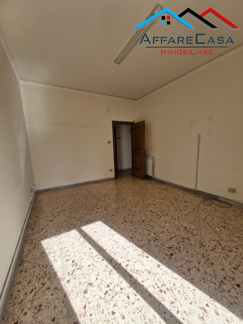 Appartamento Via Federico De Roberto, 79 Caltanissetta - Foto 11