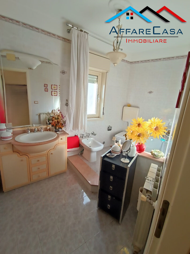 Appartamento con garage Via Ruggero Settimo, 39 Caltanissetta - Foto 10