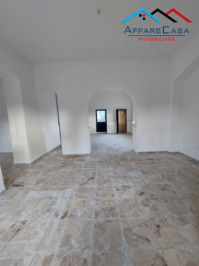 042L Viale Regina Margherita, 62 - AffareCasa
